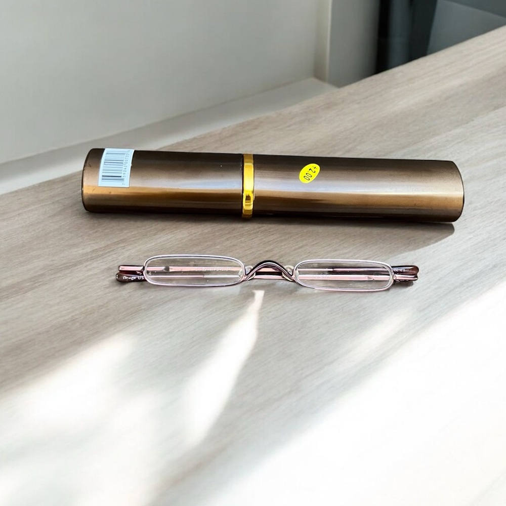 Pink rimmed magnifying reading (+2.00) glasses with Case